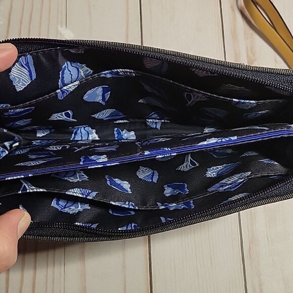 Vera Bradley RFID Beach Zip Around Wristlet Wallet  Shore Thing Coral Anchor - Picture 8 of 14